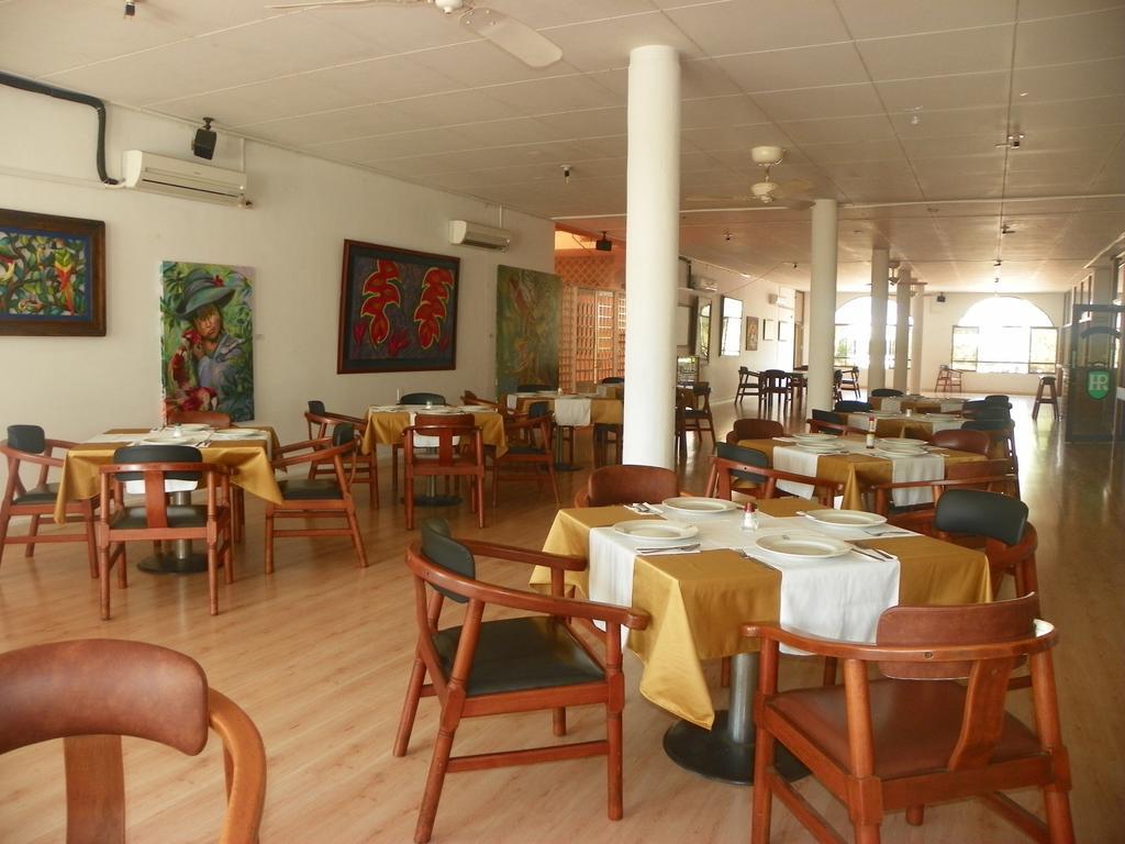 Hotel Royal Plaza Florencia  Bagian luar foto