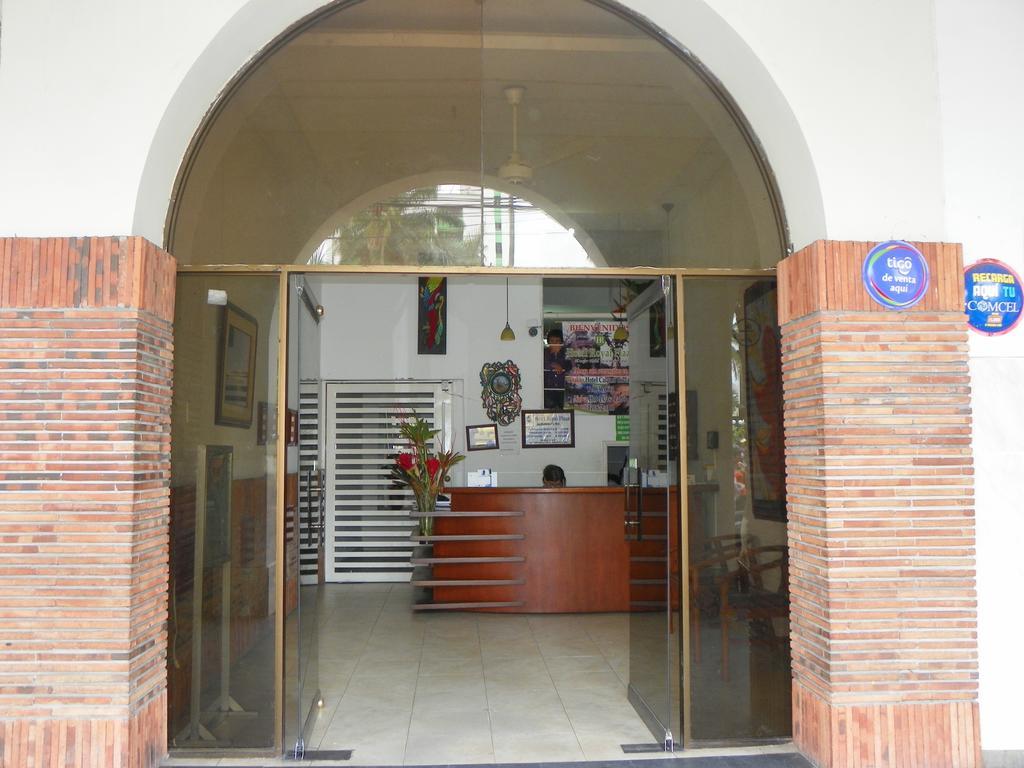 Hotel Royal Plaza Florencia  Bagian luar foto