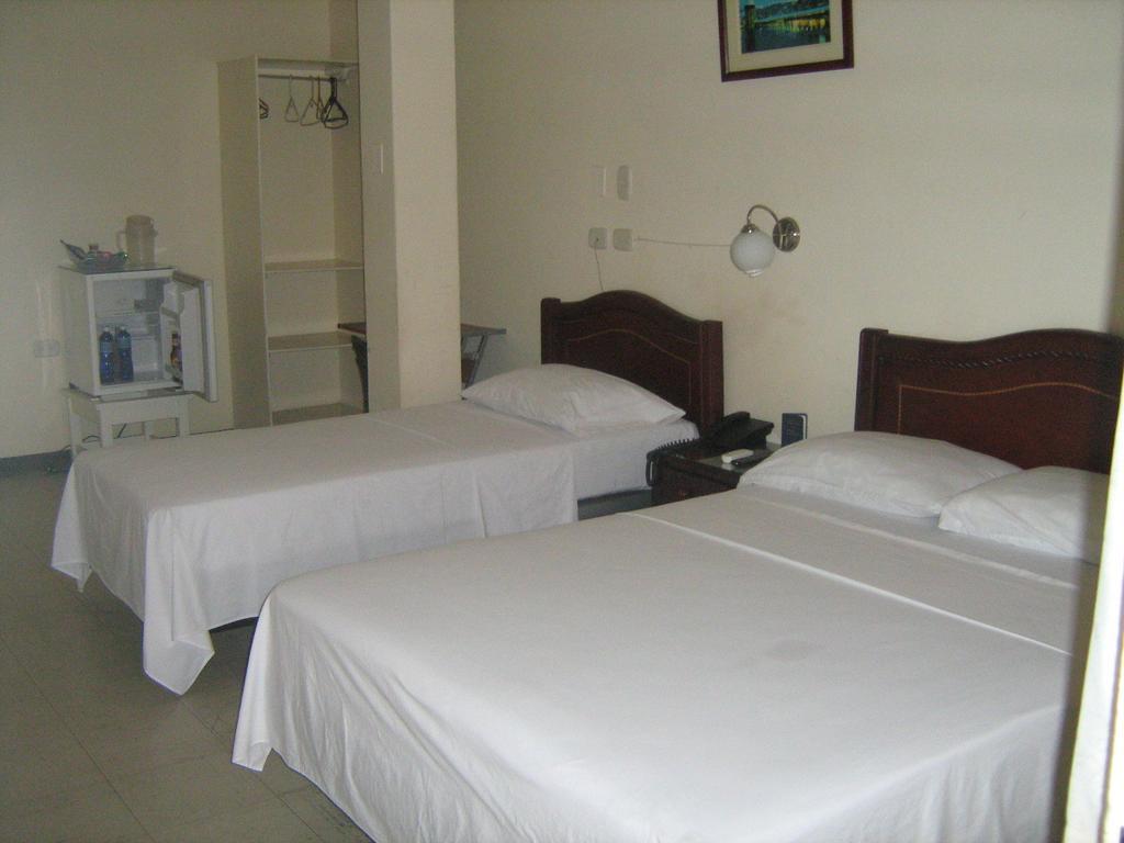 Hotel Royal Plaza Florencia  Bagian luar foto